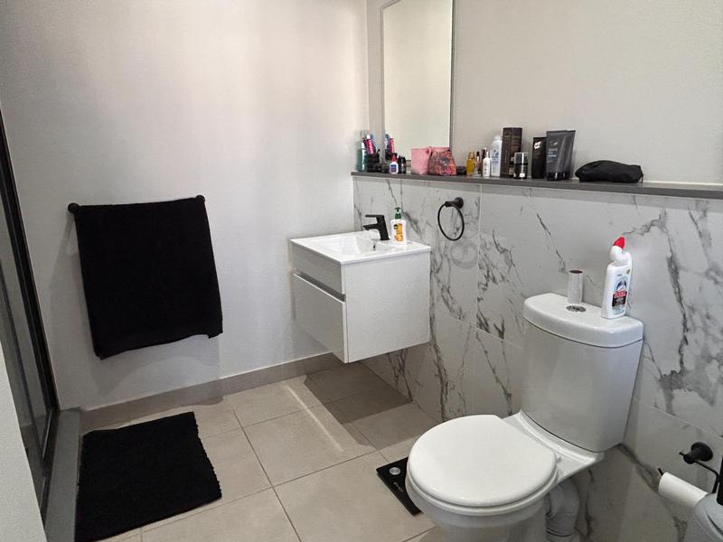 To Let 2 Bedroom Property for Rent in Sandown Western Cape